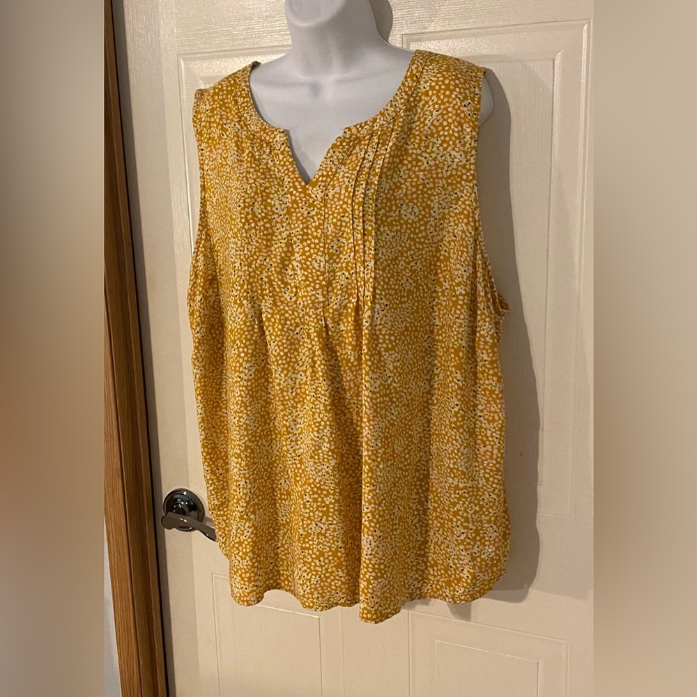 Croft & Barrow Plus 2X Yellow Floral Tank Blouse Transitional Fall Layer